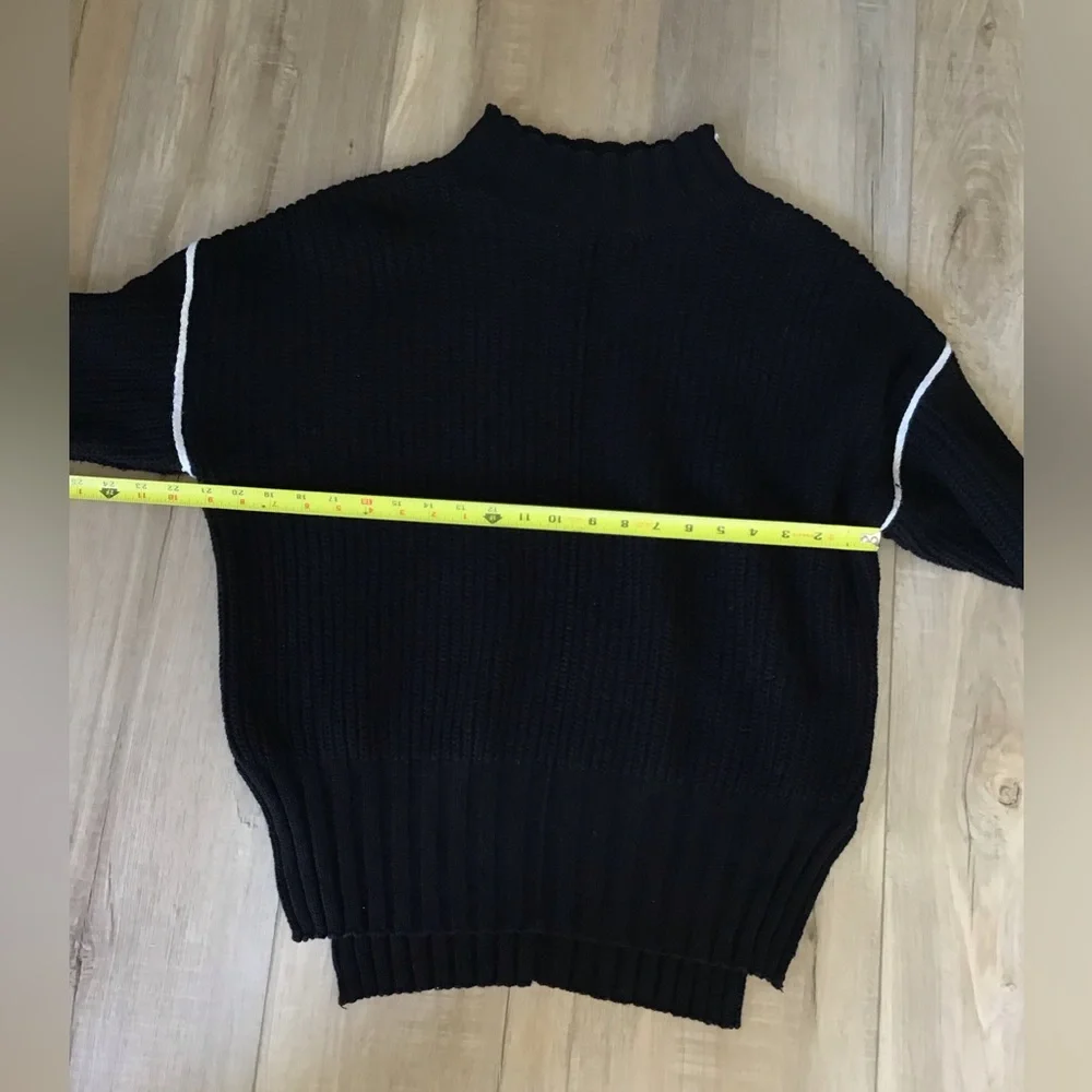 Crescent Black Knit sweater Cotton acrylic wool M‎